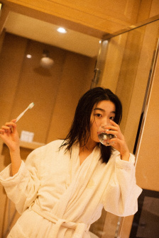 亚洲一区二区三区女厕偷拍